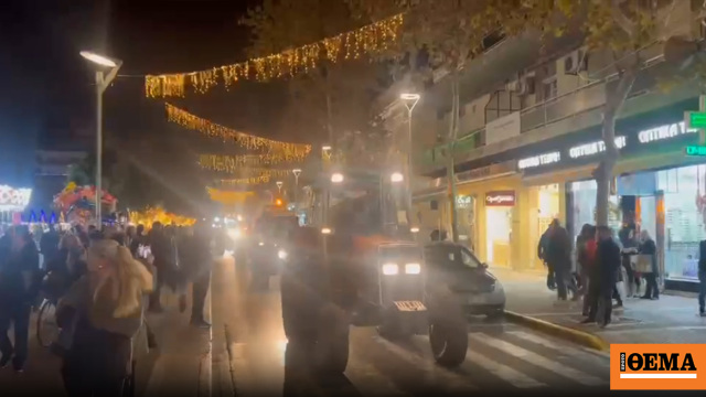 Αγρότες έκαναν… κατάληψη στο κέντρο της Καλαμάτας με τα τρακτέρ τους, δείτε βίντεο