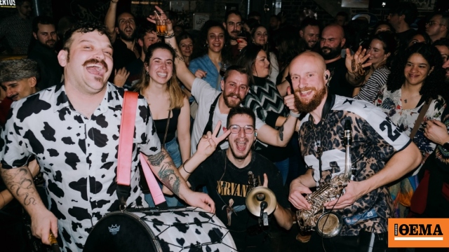 Ο δήμαρχος της Φλώρινας διέκοψε συναυλία των Banda Entopica επειδή τραγούδησαν στα σλάβικα, «δεχτήκαμε επιθέσεις και απειλές» καταγγέλει η μπάντα