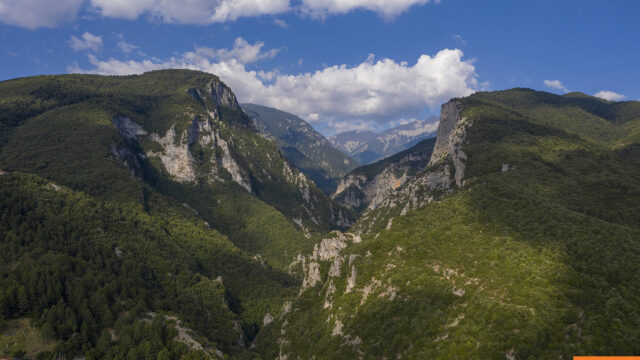 Αίσιο τέλος στην περιπέτεια δύο 22χρονων περιπατητών στον  Όλυμπο - Ολονύχτια επιχείρηση για την διάσωσή τους