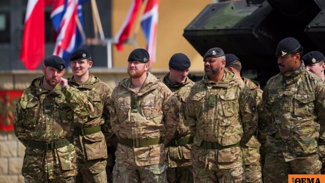 Η Βρετανία δεσμεύει 200 εκατ. λίρες για ενδεχόμενη ανάπτυξη στρατευμάτων στην Ουκρανία