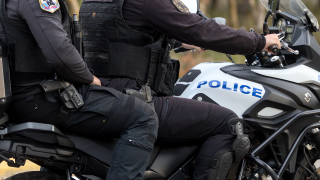 Επ’ αυτοφώρω σύλληψη δημοτικού υπαλλήλου, πήρε €6.000 για πλαστογράφηση εγγράφου