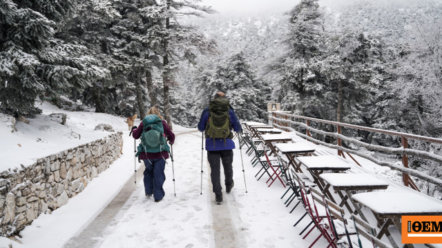 Λευκή νύχτα στη βόρεια Ελλάδα, προ των πυλών ασθενείς χιονοπτώσεις στην Αττική και πτώση της θερμοκρασίας