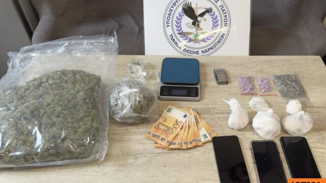 Εξαρθρώθηκε συμμορία που θα «έσπρωχνε» ναρκωτικά στο Καρναβάλι της Πάτρας, δύο συλλήψεις