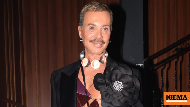 Λάκης Γαβαλάς: Ετοιμάζω τα χαρτιά για τη σύνταξη ώστε να πάρω 850 ευρώ, ρώτησα αν πρόκειται για ημερήσιο ποσό