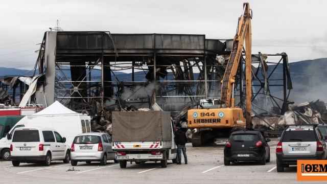 Στον ανακριτή σήμερα ο ιδιοκτήτης της Βιολάντα, αναμένεται να υποστηρίξει ότι έμαθε «πολύ αργά» για την οσμή στο εργοστάσιο