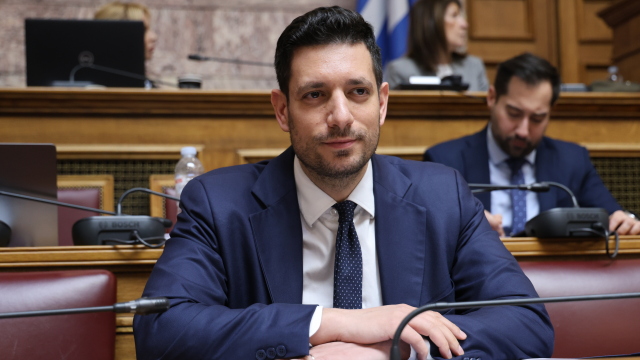 Κυρανάκης: Αφαιρείται η «παρακώλυση συγκοινωνιών» από τους λόγους ανάκλησης άδειας κυκλοφορίας