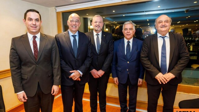 Δένδιας: Πρωτοφανής η ανάπτυξη της Ελλάδας εκτός των συνόρων της