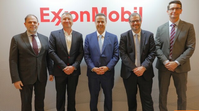 Συνάντηση Παπασταύρου με ExxonMobil: Σε τροχιά υλοποίησης η γεώτρηση στο Ιόνιο το 2027