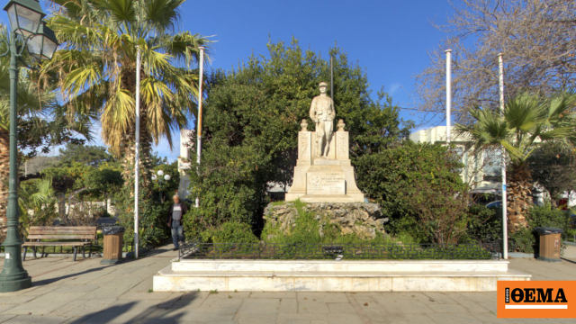 Αδιανόητο περιστατικό στην Ελευσίνα: Ακούστηκε ο ύμνος της Χούντας σε κατάθεση στεφάνων για την 25η Μαρτίου