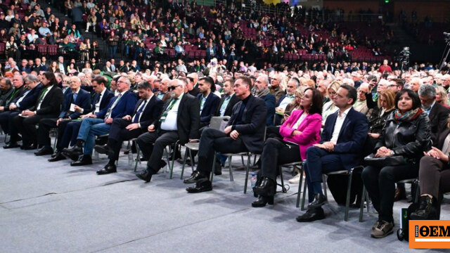 Αναταράξεις στο ΠΑΣΟΚ μετά το συνέδριο: Οι απώλειες δυνάμεων των προεδρικών και η δύσκολη άσκηση για την εκλογή του νέου Γραμματέα