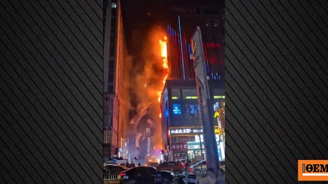 Μεγάλη φωτιά σε πολυώροφο κτίριο στην Κίνα με νεκρούς και δεκάδες τραυματίες, δείτε βίντεο