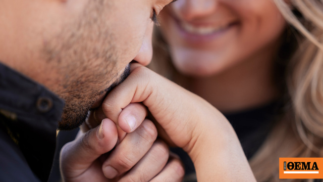 Σεξουαλική επίθεση το χειροφίλημα χωρίς συναίνεση στην Ισπανία