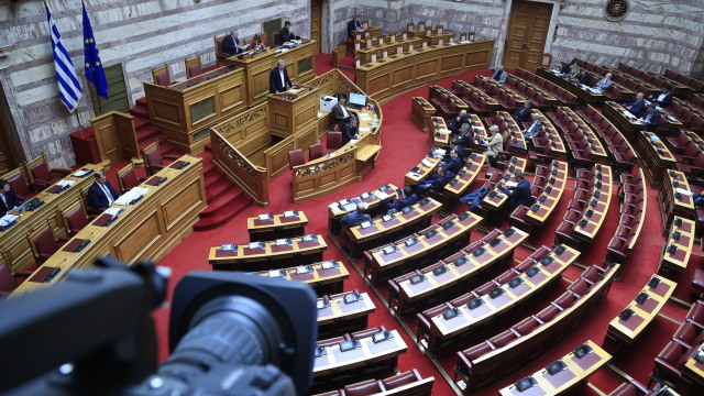 Με τις ψήφους ΝΔ και ΠΑΣΟΚ κυρώθηκε η Πράξη Νομοθετικού Περιεχομένου για την αντιμετώπιση του ενεργειακού κόστους