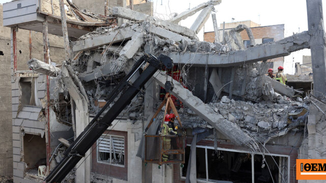 Το Ιράν χτύπησε με βόμβες διασποράς το κεντρικό Ισραήλ, με bunker buster 900 κιλών έπληξαν οι ΗΠΑ αποθήκες πυρομαχικών της Τεχεράνης