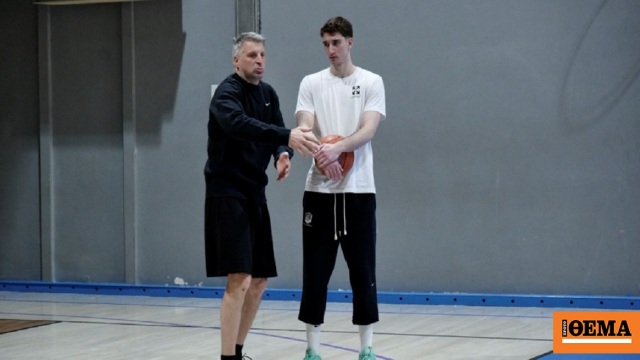 Αβδάλας x Παπαλουκάς: Όταν το μέλλον του ελληνικού μπάσκετ συναντά έναν θρύλο της EuroLeague