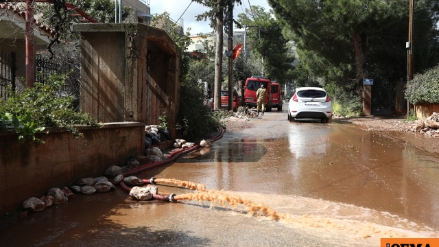 Κακοκαιρία Erminio: Πάνω από 1.000 κλήσεις στην πυροσβεστική,  οι 752 για την Αττική
