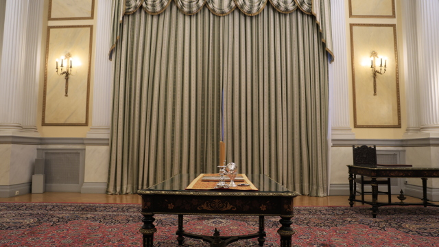 Ορκίζονται τα νέα μέλη της Κυβέρνησης, στο Προεδρικό Μέγαρο Μαργαρίτης Σχοινάς και Βαγγέλης Τουρνάς