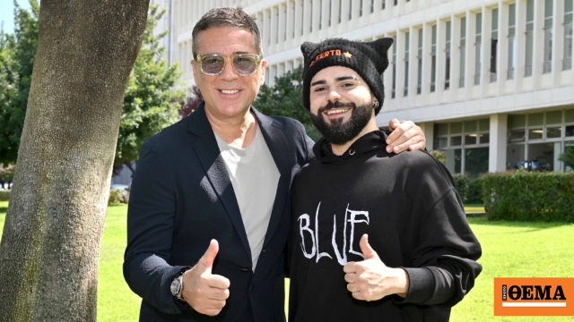 Eurovision 2026: Ο Aκύλας συνάντησε τον Ζέλικο Γιοκσίμοβιτς στο Ραδιομέγαρο της ΕΡΤ