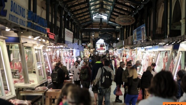 Ακριβότερο το πασχαλινό τραπέζι, φόβοι για νέες αυξήσεις αν επιμείνει η γεωπολιτική αστάθεια