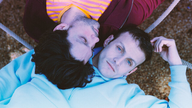 Ο Γιώργος Μπένος και ο Αλέξανδρος Πιεχόβιακ πρωταγωνιστές στο πολυβραβευμένο έργο «Bacon»