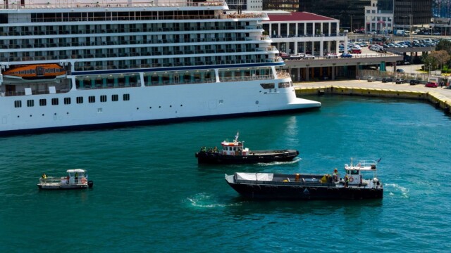 Άσκηση ετοιμότητας για την αντιμετώπιση ρύπανσης στο λιμάνι του Πειραιά ...