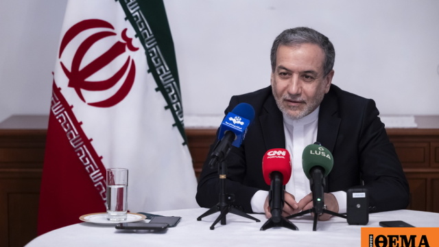 Τηλεφωνική επικοινωνία Αραγτσί - Λαβρόφ: Συζήτησαν για την εκεχειρία και την ασφάλεια στα Στενά του Ορμούζ