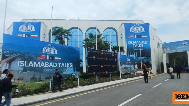 Αντικρουόμενα μηνύματα για τα παγωμένα ιρανικά κεφάλαια: «Οι ΗΠΑ συμφώνησαν», λέει η Τεχεράνη, διαψεύδει ο Λευκός Οίκος