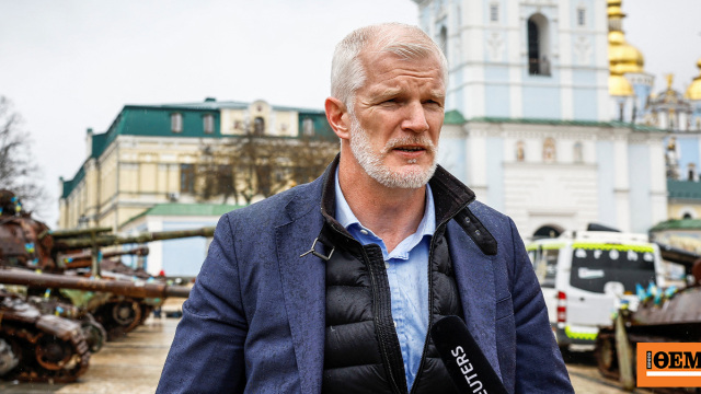 Εκτός διαπραγμάτευσης οι βάσεις μας στην Κύπρο, λέει ο υφυπουργός Άμυνας της Βρετανίας