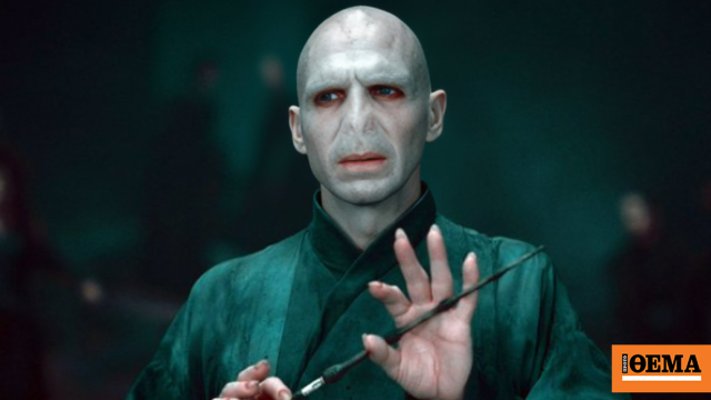 O Ρέιφ Φάινς αποκάλυψε ποια ηθοποιός θα ήθελε να υποδυθεί τον Βόλντεμορτ στη νέα σειρά Χάρι Πότερ