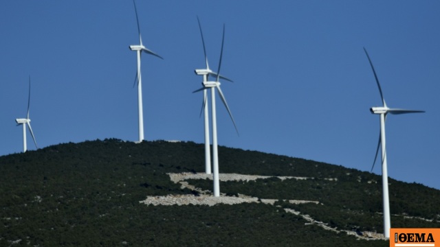 Τα 4 γιγαβάτ έφτασε η υπερπαραγωγή ρεύματος από ΑΠΕ το Πάσχα: Το ειδικό σχέδιο για τη διαχείριση της ανισορροπίας