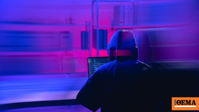 Συναγερμός για το μπαράζ ρωσικών κυβερνοεπιθέσεων στην Ευρώπη: Τα e-mails του ΓΕΕΘΑ, η Σουηδία και η απειλή Μεντβέντεφ