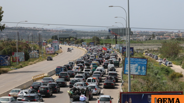 «Θέλω απλά να γυρίσω»: Χιλιάδες άνθρωποι επιστρέφουν στο νότιο Λίβανο μετά την κατάπαυση του πυρός, δείτε φωτογραφίες