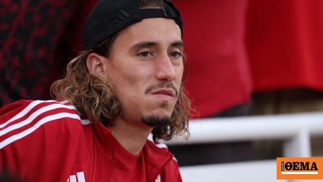 Λίβερπουλ: Προανάγγειλε την επιστροφή του Τσιμίκα στην ομάδα ο Άρνε Σλοτ