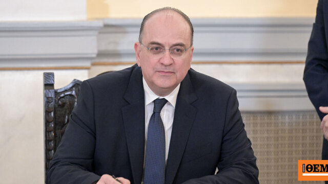 Παραίτηση Λαζαρίδη: Οι πιέσεις στο παρασκήνιο και το τελευταίο τηλεφώνημα πριν από την έξοδο