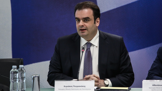 Πιερρακάκης: Η Ελλάδα καταγράφει την ταχύτερη μείωση χρέους στην ιστορία