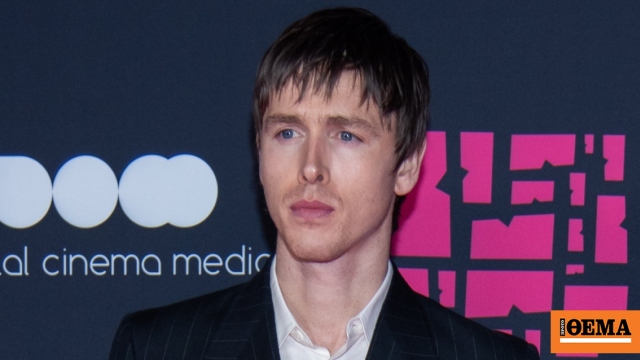 Στα φαβορί για τον ρόλο του Τζέιμς Μποντ ο Χάρις Ντίκινσον, ανεβαίνουν οι αποδόσεις του στα στοιχήματα