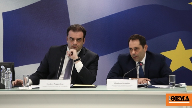 Δείτε live: Η εξειδίκευση Πιερρακάκη για τα οικονομικά μέτρα που ανακοίνωσε ο Μητσοτάκης