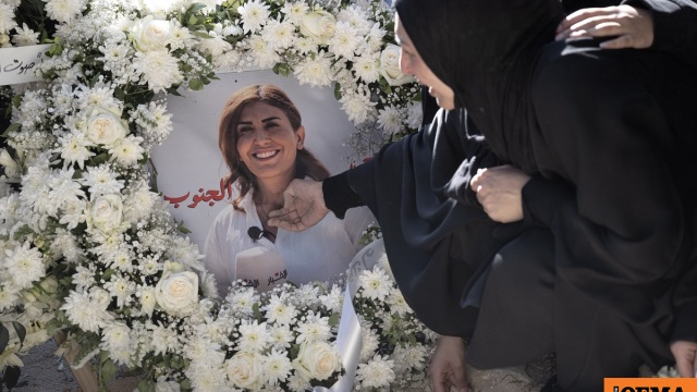 «Κάποτε διέκοψε το ρεπορτάζ της στο πεδίο για να διασώσει μια γάτα που φώναζε μέσα από τα συντρίμμια»