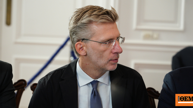 Το Μαξίμου ορθώνει «τείχος προστασίας» στον Σκέρτσο και δίνει πράσινο φως στους ελεγχόμενους βουλευτές για τα ψηφοδέλτια