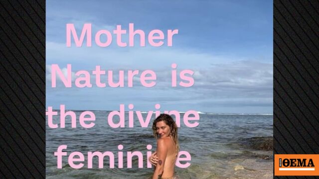 Η Kesha πόζαρε ολόγυμνη σε παραλία