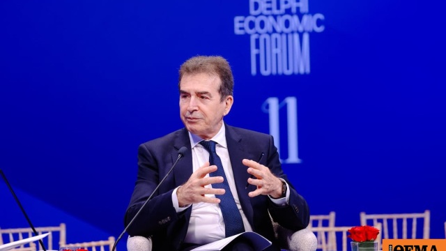 Χρυσοχοΐδης: 100 καταγγελίες την ημέρα για ενδοοικογενειακή βία, 500 δράστες στη φυλακή