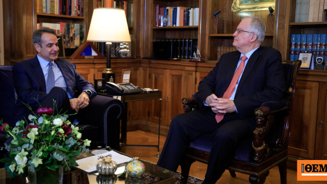 Μητσοτάκης σε Τασούλα: «H κυβέρνηση έχει κάνει το καλύτερο για να στηρίξει τα ελληνικά νοικοκυριά»