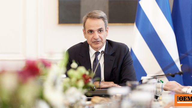 Ο Μητσοτάκης ορθώνει «τείχος προστασίας» για επιτελικό κράτος και υπουργούς, αλλά οι βουλευτές της ΝΔ συνεχίζουν τις τροχιοδεικτικές βολές