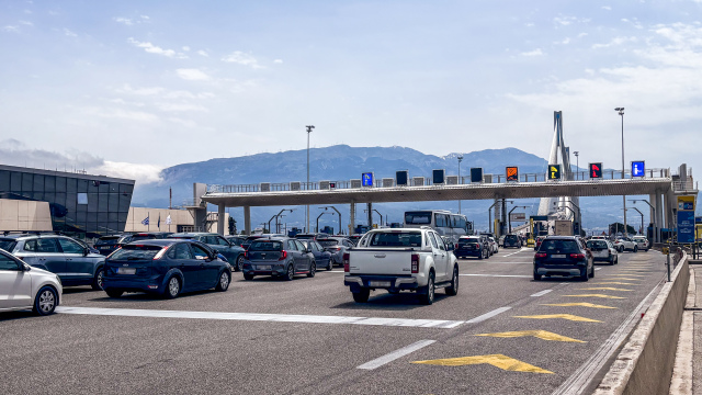 Με μικροκαθυστερήσεις η έξοδος των εκδρομέων για το τριήμερο της Πρωτομαγιάς, πού έχει κίνηση