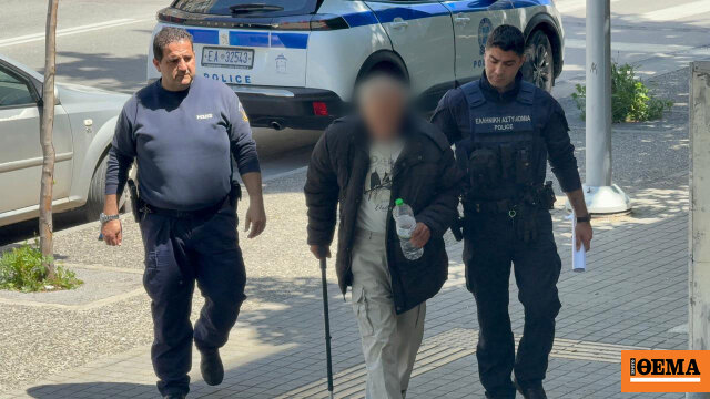 Προφυλακίστηκε ο 67χρονος που μπούκαρε με σφυρί σε τράπεζα στη Θεσσαλονίκη