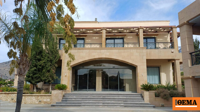 Πλειστηριασμοί: Το 5άστερο resort, το εμβληματικό Λίμπερτυ και μια…ιστορική Λίρα