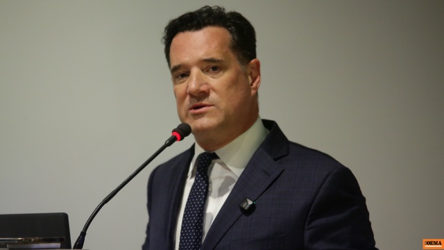 Γεωργιάδης: Αυτή είναι η φωτογραφία που αλλοίωσαν και άρχισαν να βρίζουν εμένα και την οικογένειά μου