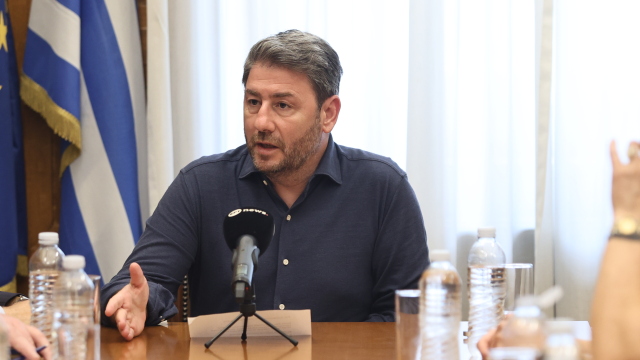 Κοινή συνεδρίαση στο ΠΑΣΟΚ για τη Συνταγματική Αναθεώρηση, ποιες προτάσεις θέτουν σε δημόσια διαβούλευση