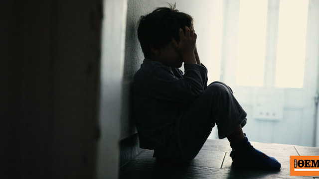 «Ανατριχιαστική κατάσταση, ζούσαν σε ένα ανήλιαγο δωμάτιο»: Τι λέει ο διευθυντής σχολείου που έκανε πρώτος καταγγελία για τα 6 παιδιά σε διαμέρισμα-τρώγλη στο Περιστέρι