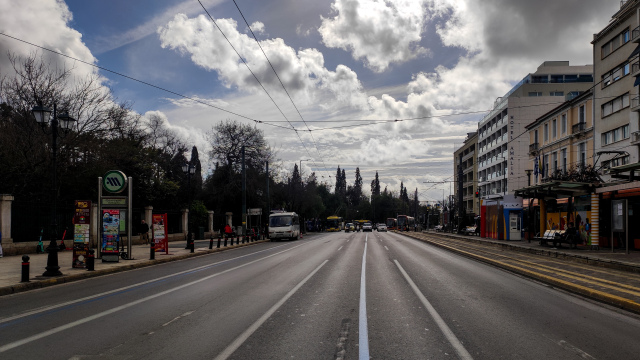 Άστατος ο καιρός και σήμερα με βροχές και καταιγίδες, έως 26 βαθμούς η θερμοκρασία